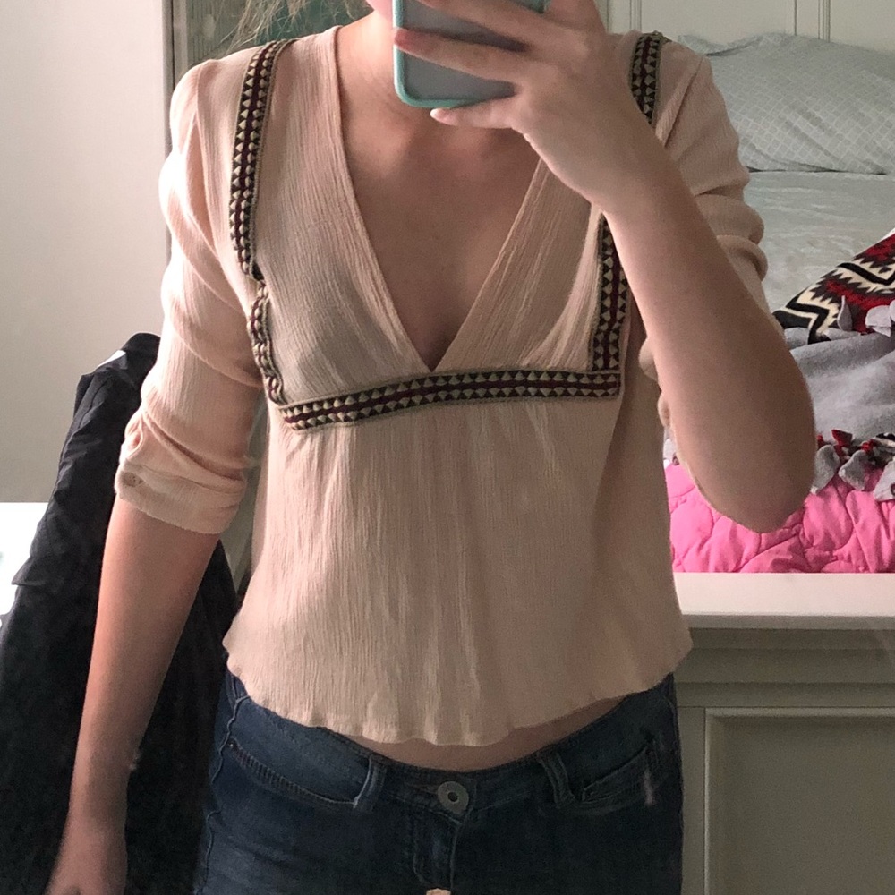 Super Cute Hipster Top with Detailing